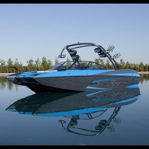 Image post by @malibuboats on Instagram