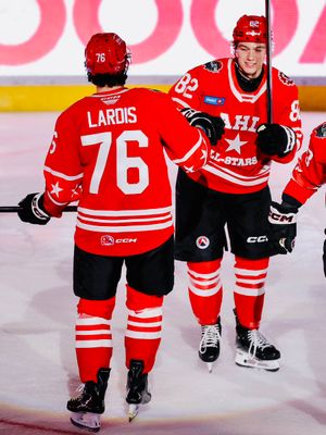 Image post by @Chicago_Wolves on Twitter