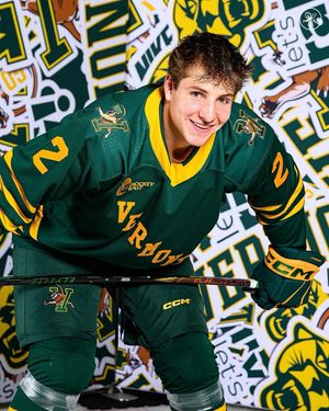 Image post by @uvmmhockey on Instagram