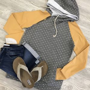 Image post by @shopfillyflair on Instagram