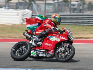 Video post by @motoamerica on TikTok