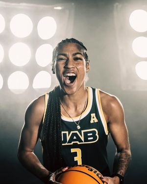 Image post by @uab_wbball on Instagram