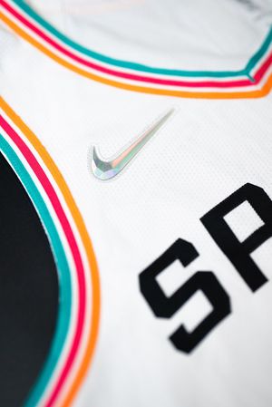 Image post by @spurs on Twitter