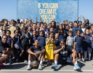 Image post by @thehoopbus on Instagram