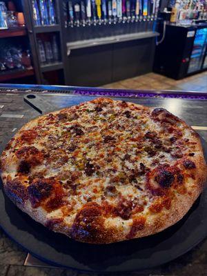 Image post by @wingnutzbarandgrill on Instagram