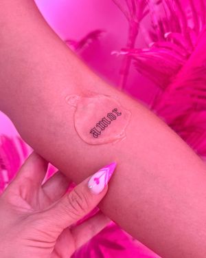 Image post by @jennifer.tinytattoo on Instagram