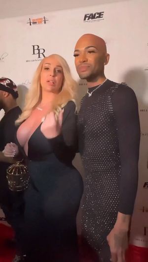 Video post by @chrissymonroe on Instagram