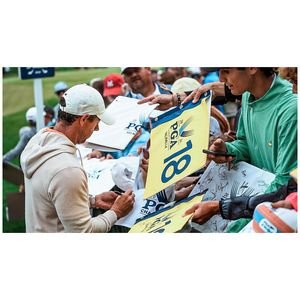 Image post by @squillylewis on Instagram