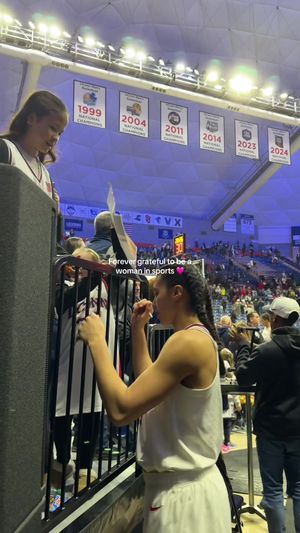 Video post by @_hannahparr on TikTok