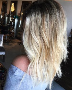 Image post by @passthewipesandvino on Instagram