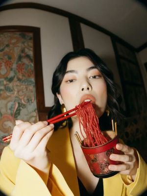 Image post by @meowpht on Instagram