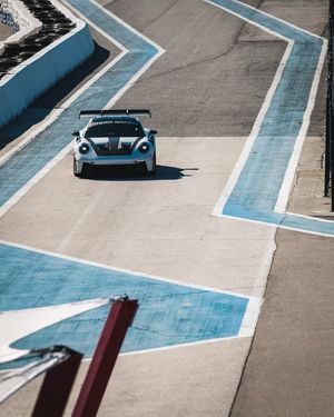 Image post by @Dream Racing on Facebook