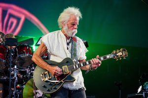 Image post by @bobweir on Instagram