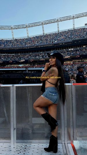 Video post by @heavenly.torres on TikTok
