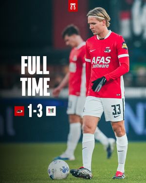 Image post by @azalkmaar on Instagram