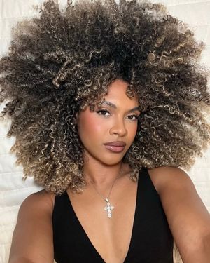 Image post by @behindthechair_com on Instagram