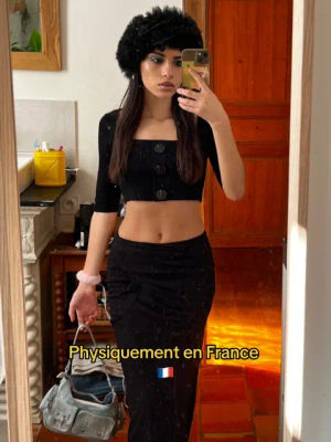 Image post by @_fleur_d_orient on TikTok