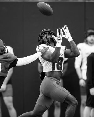 Text post by @GoBearcatsFB on Twitter/X