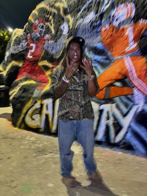 Image post by @kb_versace on Instagram