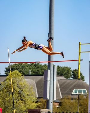 Image post by @stonehillskyhawks on Instagram