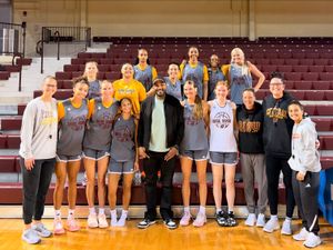 Image post by @cmuwbball on Instagram