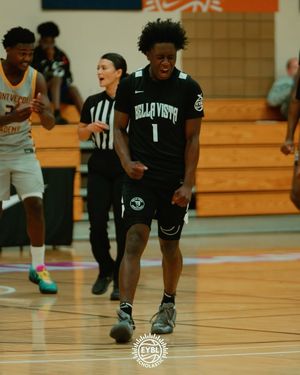 Image post by @nikeeyb on Instagram