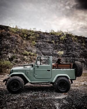 Image post by @mud_dust_overlanding on Instagram
