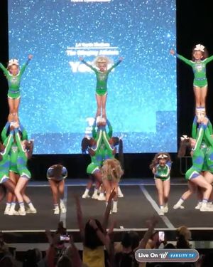 Image post by @varsityallstar on Instagram