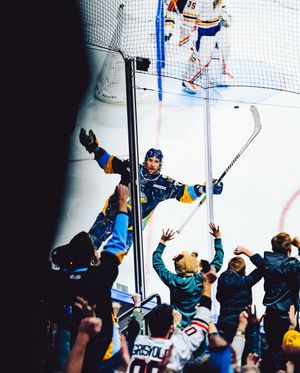 Image post by @toledowalleye on Instagram