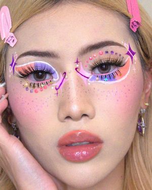 Image post by @serenaaide on Instagram