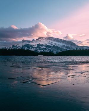 Image post by @zachdittberner on Instagram