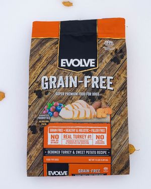 Image post by @evolvepetfood on Instagram