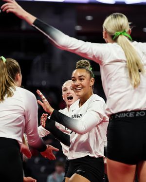 Image post by @gobearcatsvb on Instagram