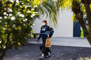 Image post by @fiuwbb on Instagram