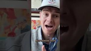 Video post by @sportscardsnonsense on YouTube