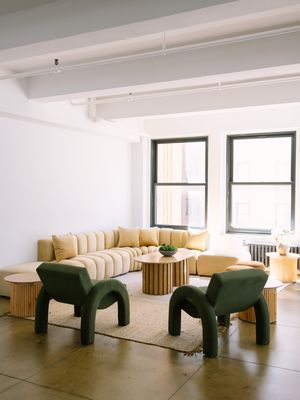 Image post by @rentquest_nyc on Instagram