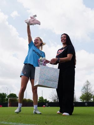Image post by @houstondash on Instagram