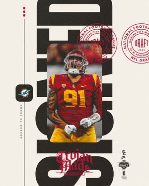 Image post by @uscfb on Twitter