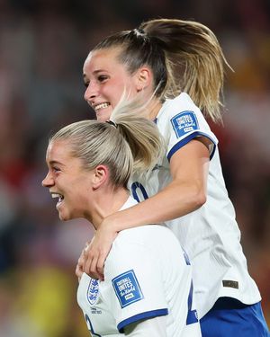 Image post by @lionesses on Instagram
