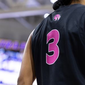 Image post by @hofstrawbb on Instagram