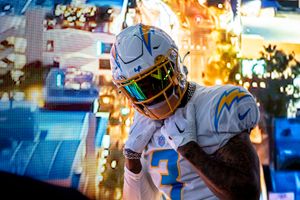 Image post by @chargers on Twitter