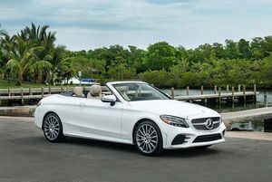Image post by @usseryauto on Instagram