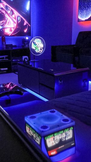 Image post by @valenciatheaterseating on Instagram