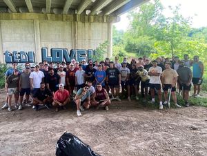Image post by @texasstatepike on Instagram