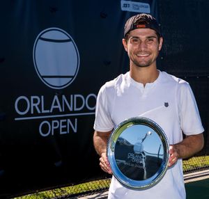 Image post by @usta on Instagram