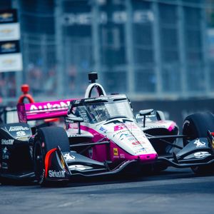 Image post by @heliocastroneves on Instagram