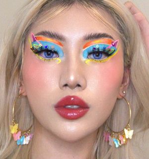 Image post by @serenaaide on Instagram