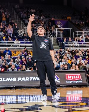 Image post by @ecuathletics on Instagram