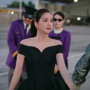 Image post by @voguetaiwan on Instagram