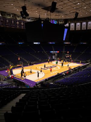 Image post by @ugabasketball on Instagram